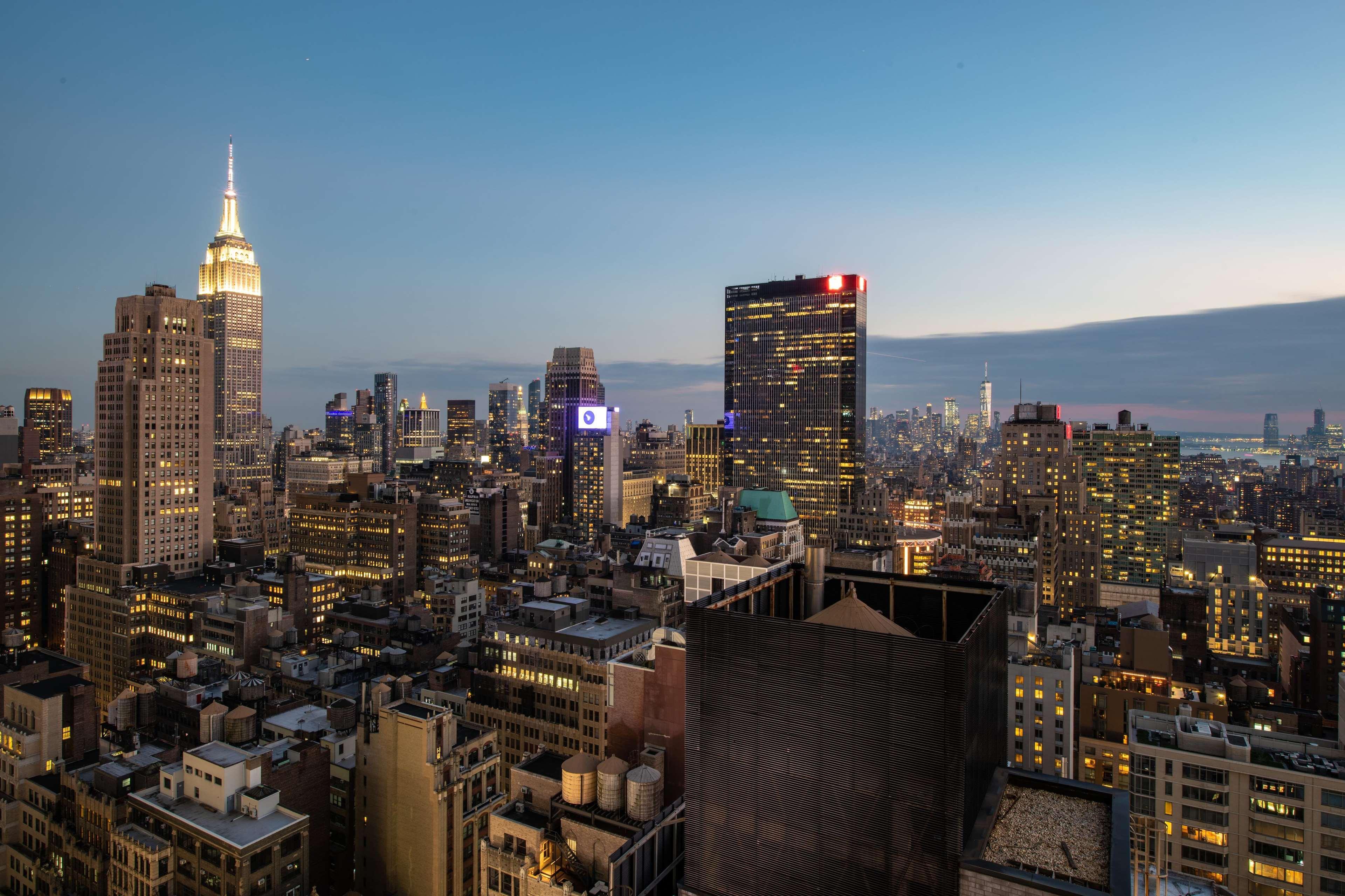 Aliz Hotel Times Square New York Exterior photo